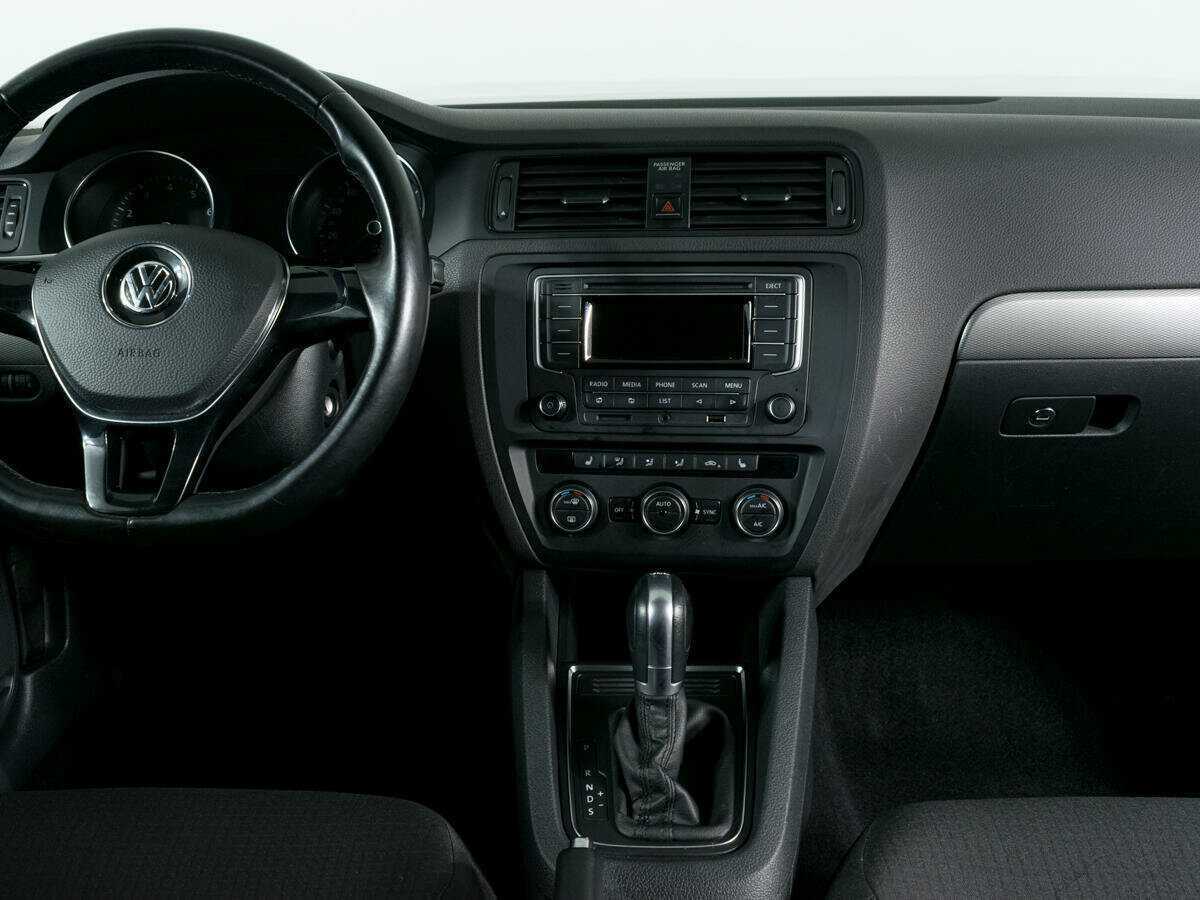Купить Volkswagen Jetta, 2016, 52 879 км.. Фото: #7