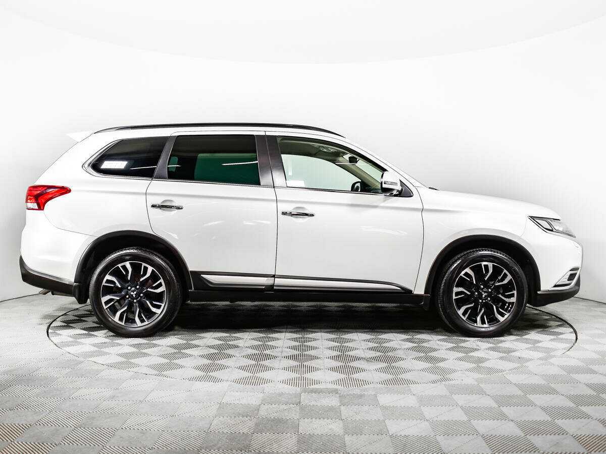 Купить Mitsubishi Outlander, 2021, 82 652 км.. Фото: #3