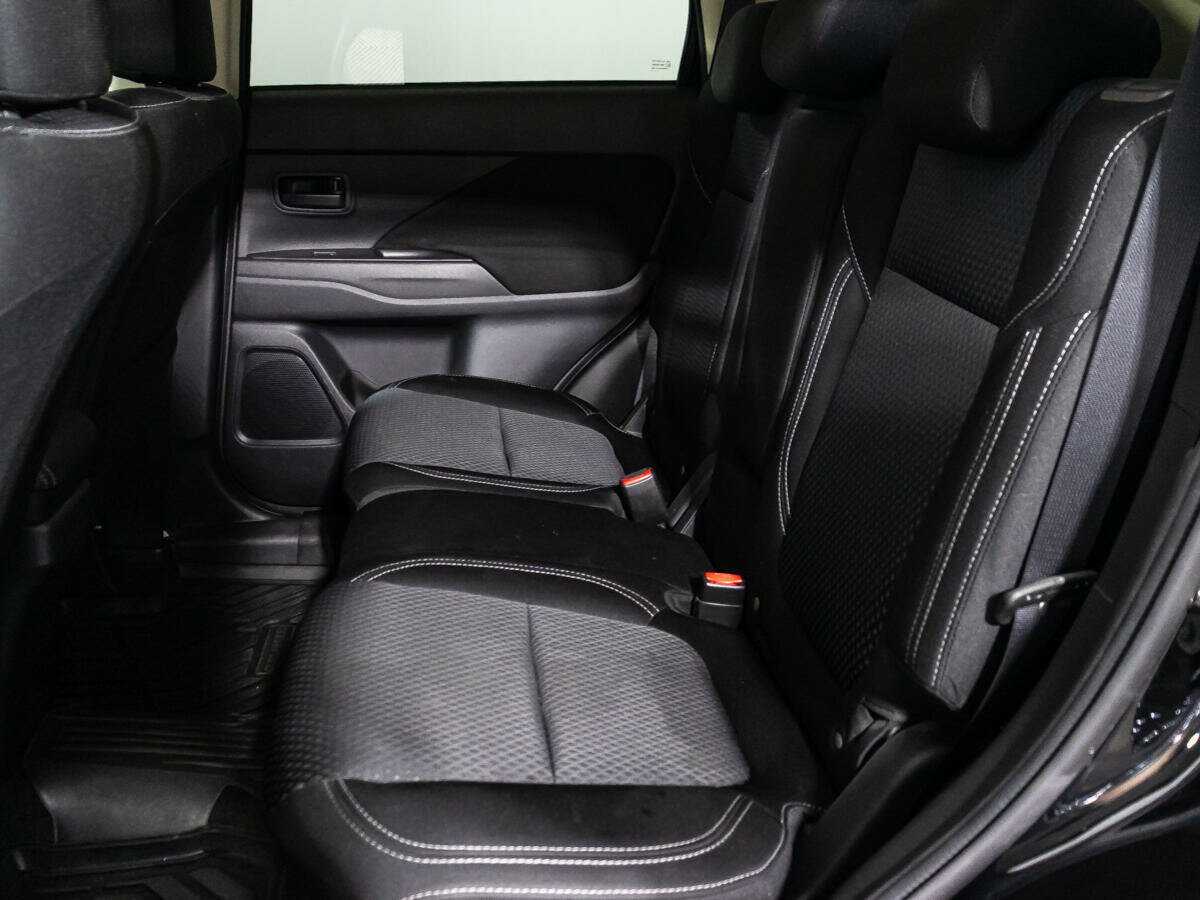 Купить Mitsubishi Outlander, 2021, 45 170 км.. Фото: #9