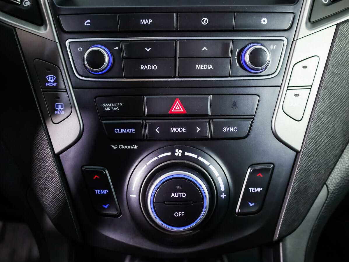 Купить Hyundai Santa Fe, 2017, 153 861 км.. Фото: #13