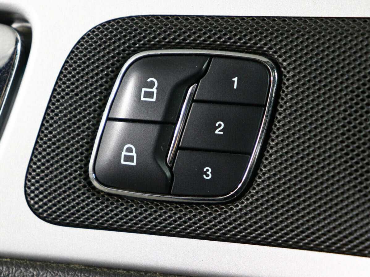 Купить Ford Explorer, 2012, 131 286 км.. Фото: #17