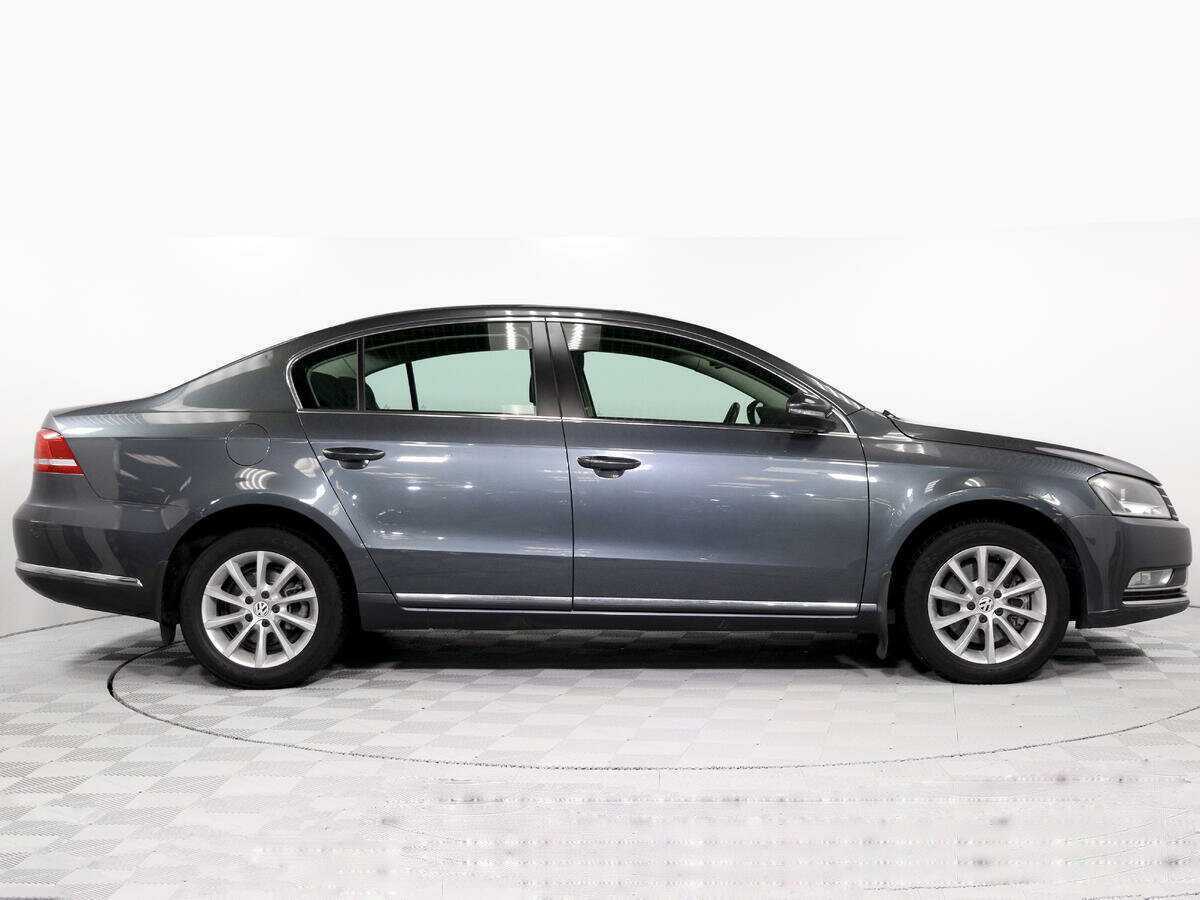 Купить Volkswagen Passat, 2012, 162 581 км.. Фото: #2