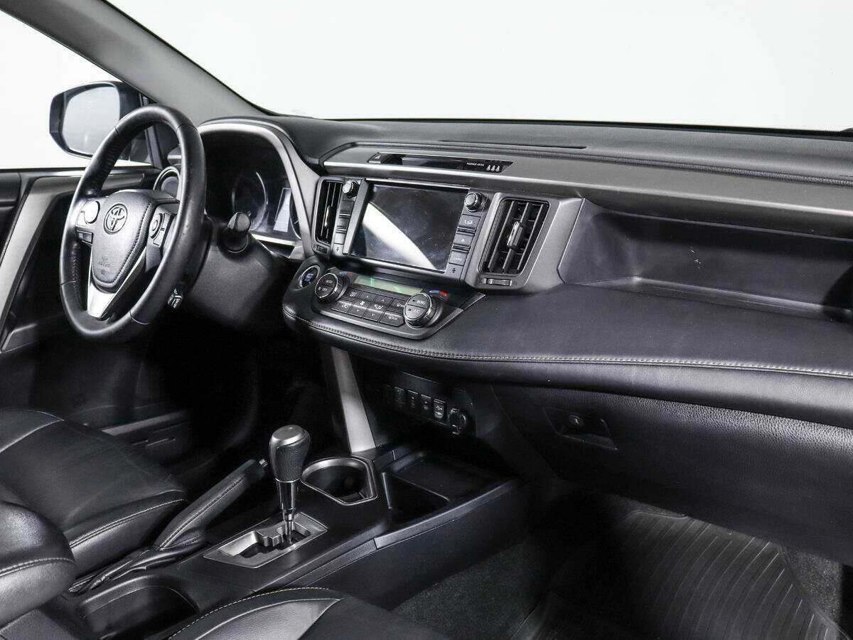 Купить Toyota RAV4, 2017, 94 900 км.. Фото: #6