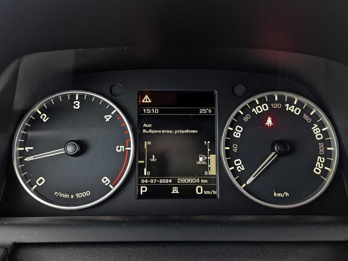 Купить Land Rover Discovery, 2014, 280 601 км.. Фото: #11