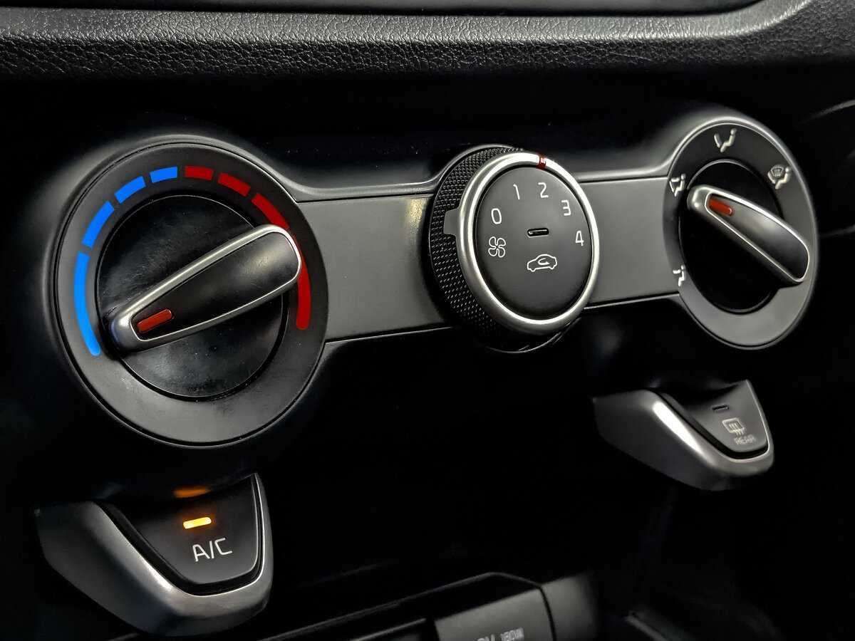 Купить Kia Rio, 2020, 43 242 км.. Фото: #15