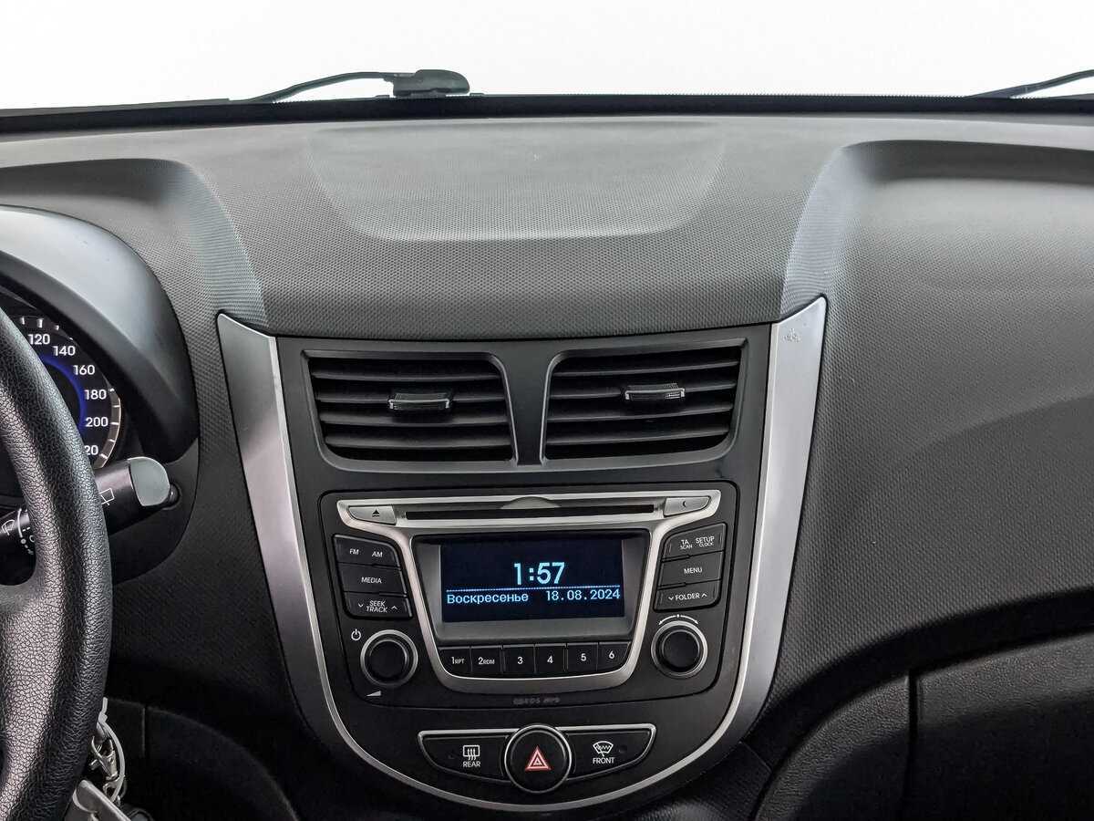 Купить Hyundai Solaris, 2015, 117 665 км.. Фото: #12