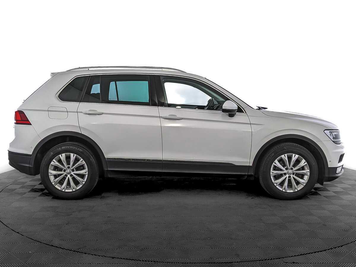 Купить Volkswagen Tiguan, 2017, 149 199 км.. Фото: #3
