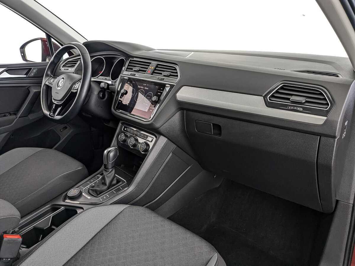 Купить Volkswagen Tiguan, 2020, 42 744 км.. Фото: #8