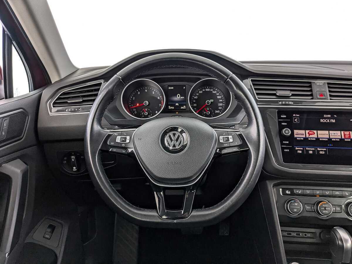 Купить Volkswagen Tiguan, 2020, 42 744 км.. Фото: #17