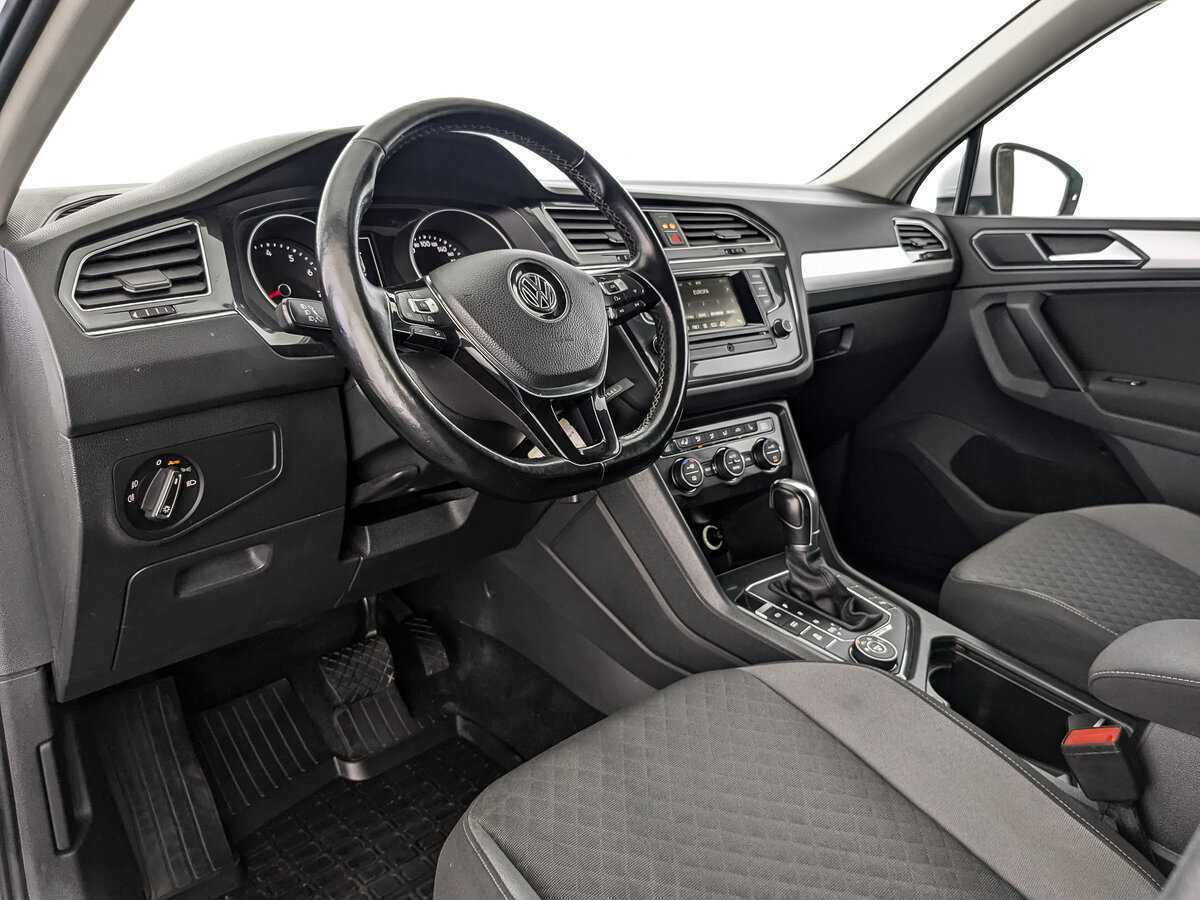 Купить Volkswagen Tiguan, 2017, 132 657 км.. Фото: #10