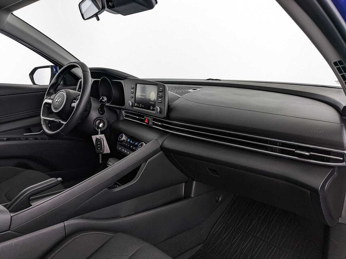 Купить Hyundai Elantra, 2021, 31 597 км.. Фото: #8