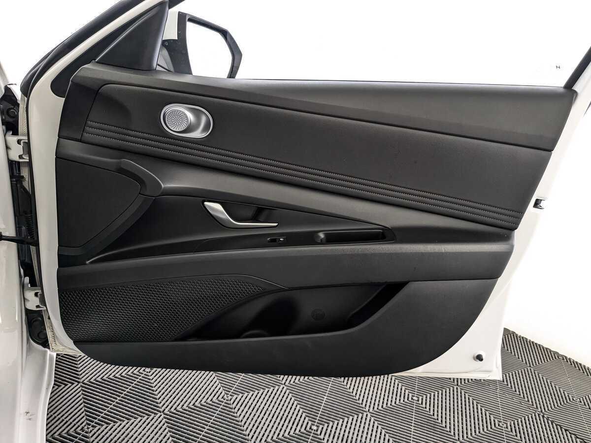 Купить Hyundai Elantra, 2021, 41 281 км.. Фото: #20