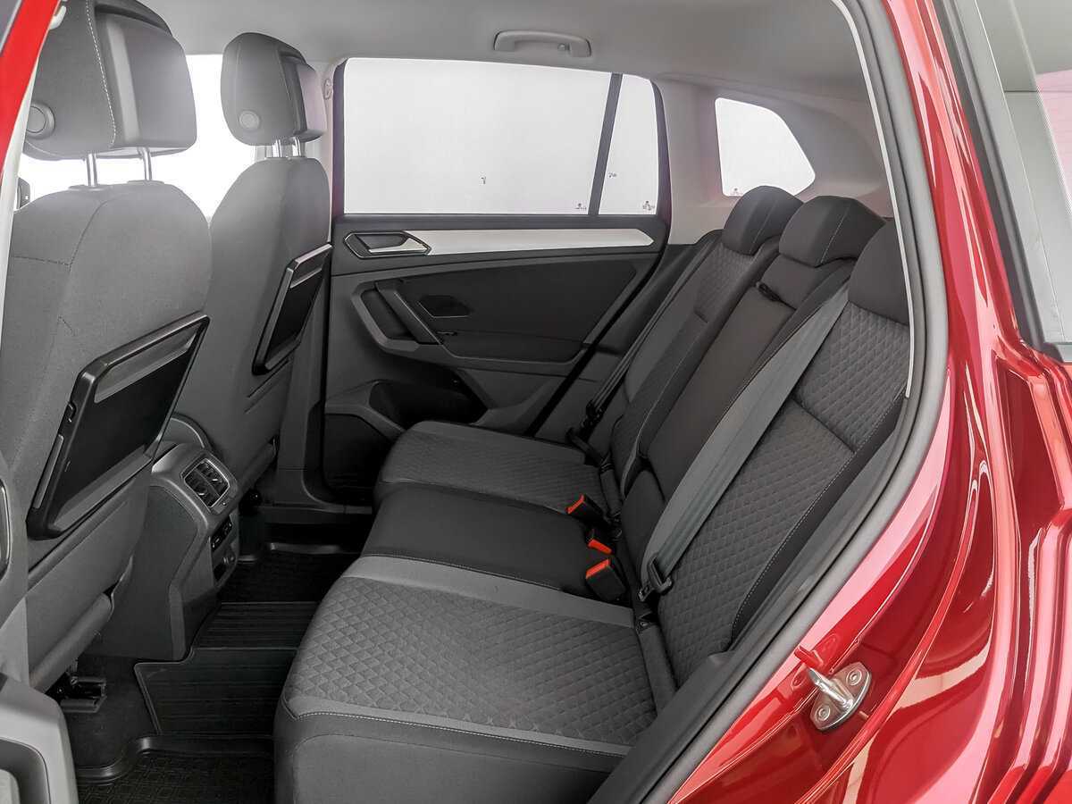 Купить Volkswagen Tiguan, 2017, 76 816 км.. Фото: #9