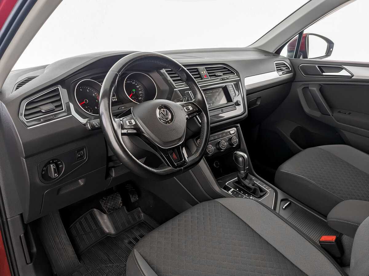 Купить Volkswagen Tiguan, 2017, 76 816 км.. Фото: #13