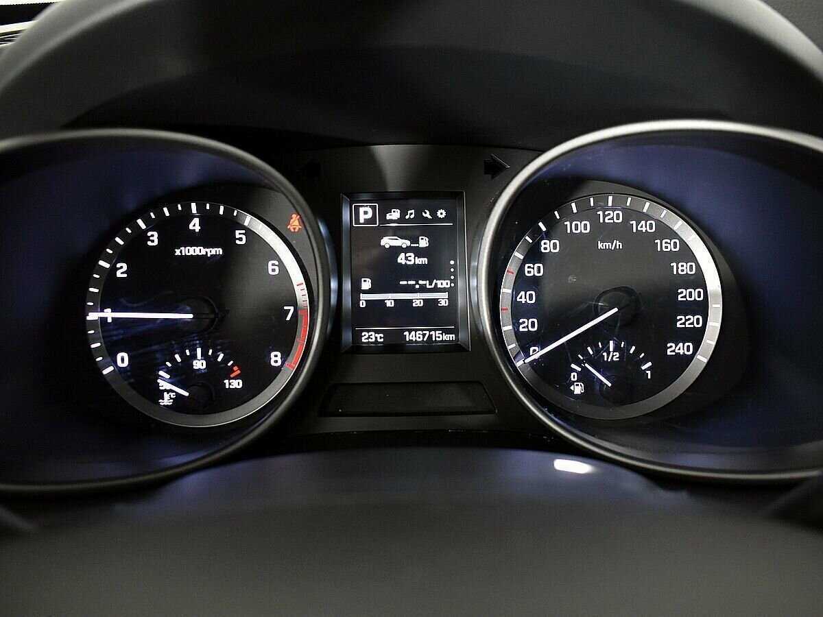 Купить Hyundai Santa Fe, 2016, 146 714 км.. Фото: #11
