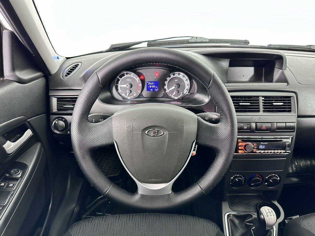 Купить Lada (ВАЗ) Priora, 2017, 118 162 км.. Фото: #9