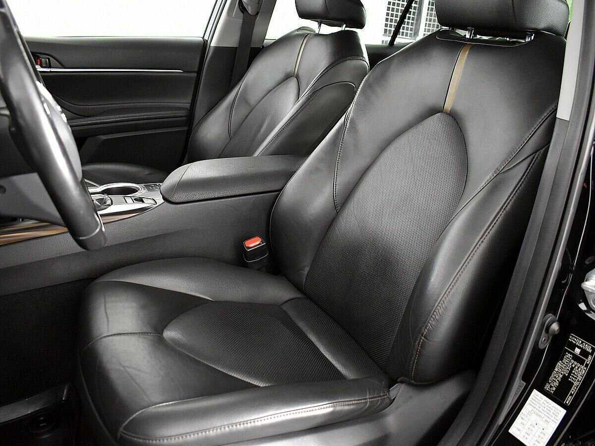 Купить Toyota Camry, 2019, 181 238 км.. Фото: #7