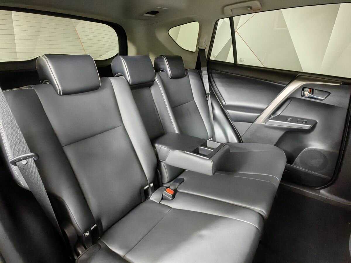 Купить Toyota RAV4, 2018, 80 071 км.. Фото: #12