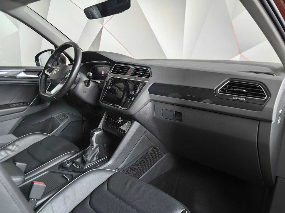 Купить Volkswagen Tiguan, 2021, 69 929 км.. Фото: #8