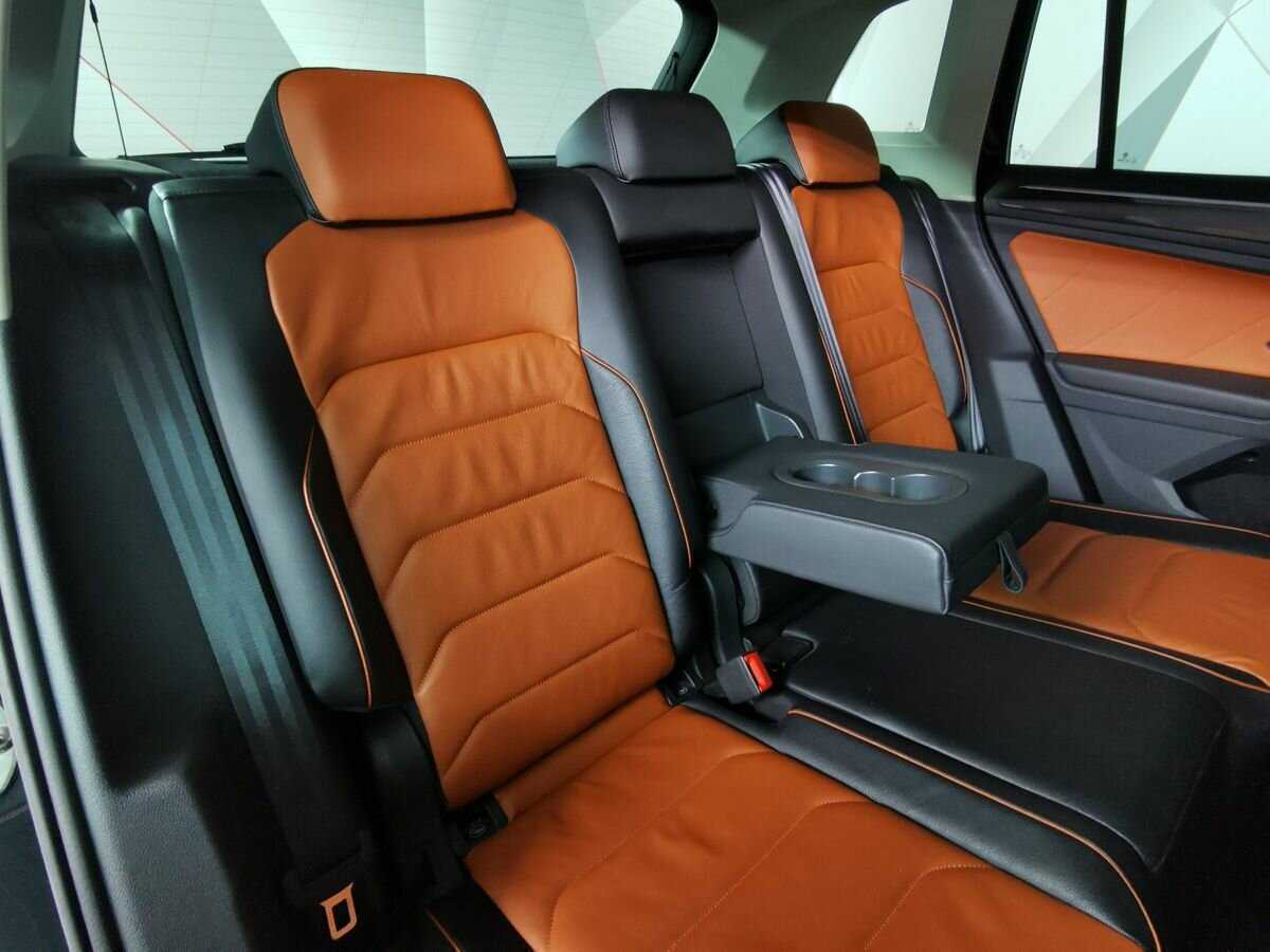 Купить Volkswagen Tiguan, 2019, 59 503 км.. Фото: #12