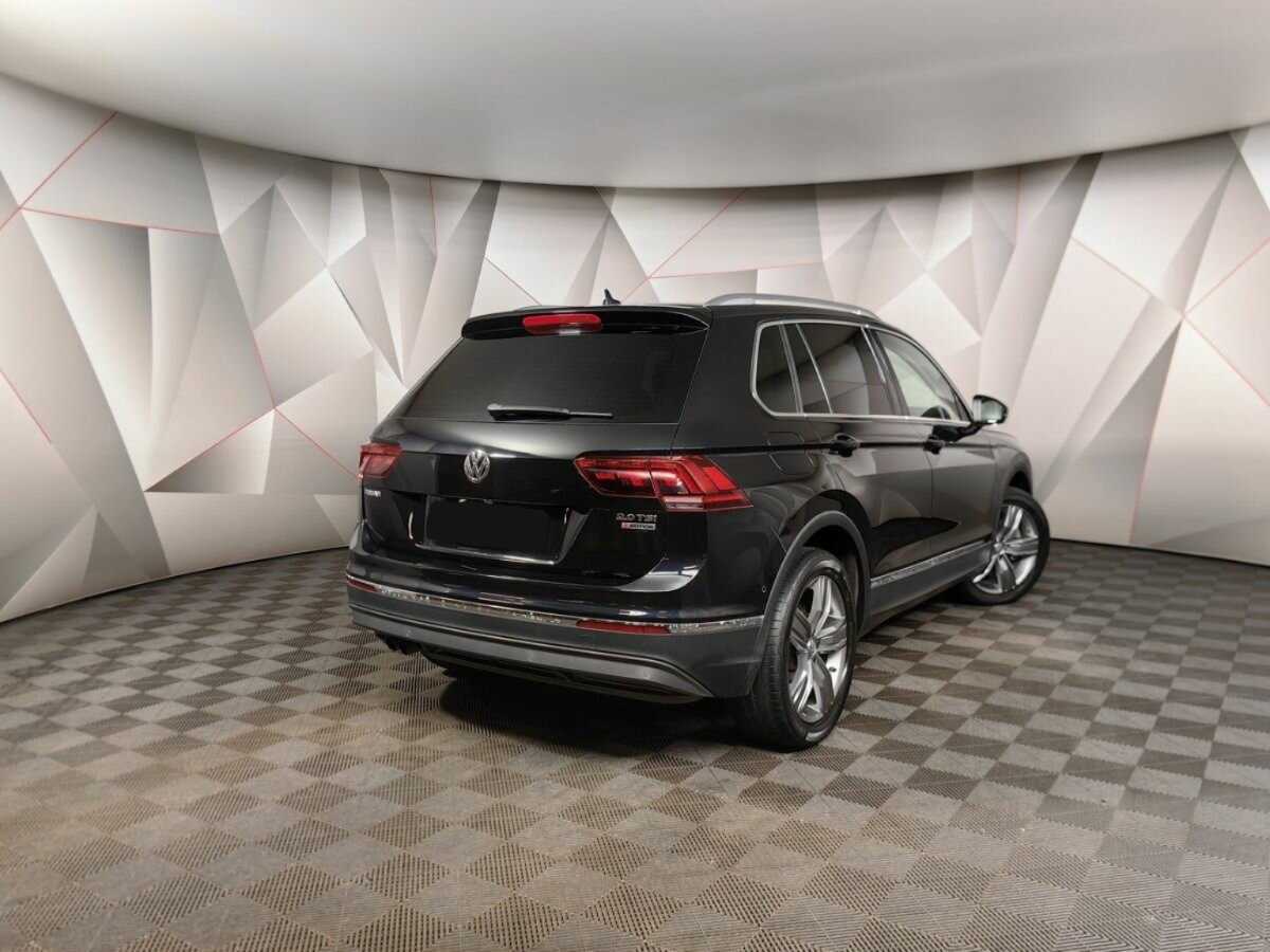 Купить Volkswagen Tiguan, 2017, 118 877 км.. Фото: #1