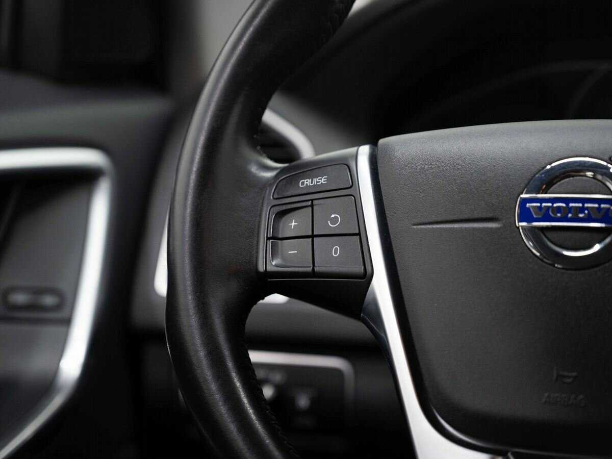 Купить Volvo XC60, 2017, 100 800 км.. Фото: #14