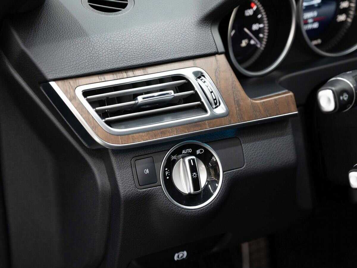 Купить Mercedes-Benz E-Класс, 2015, 118 000 км.. Фото: #18