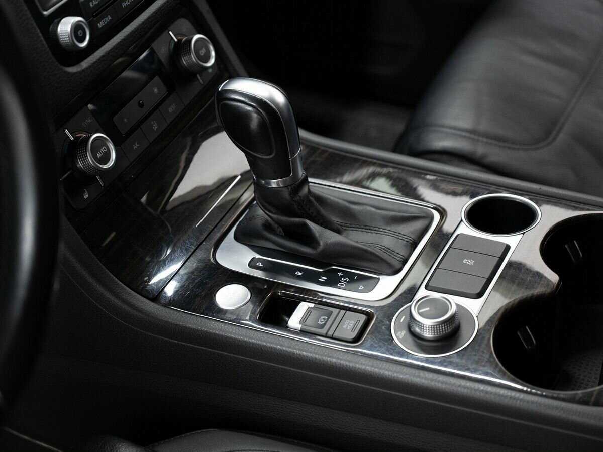 Купить Volkswagen Touareg, 2015, 150 366 км.. Фото: #17
