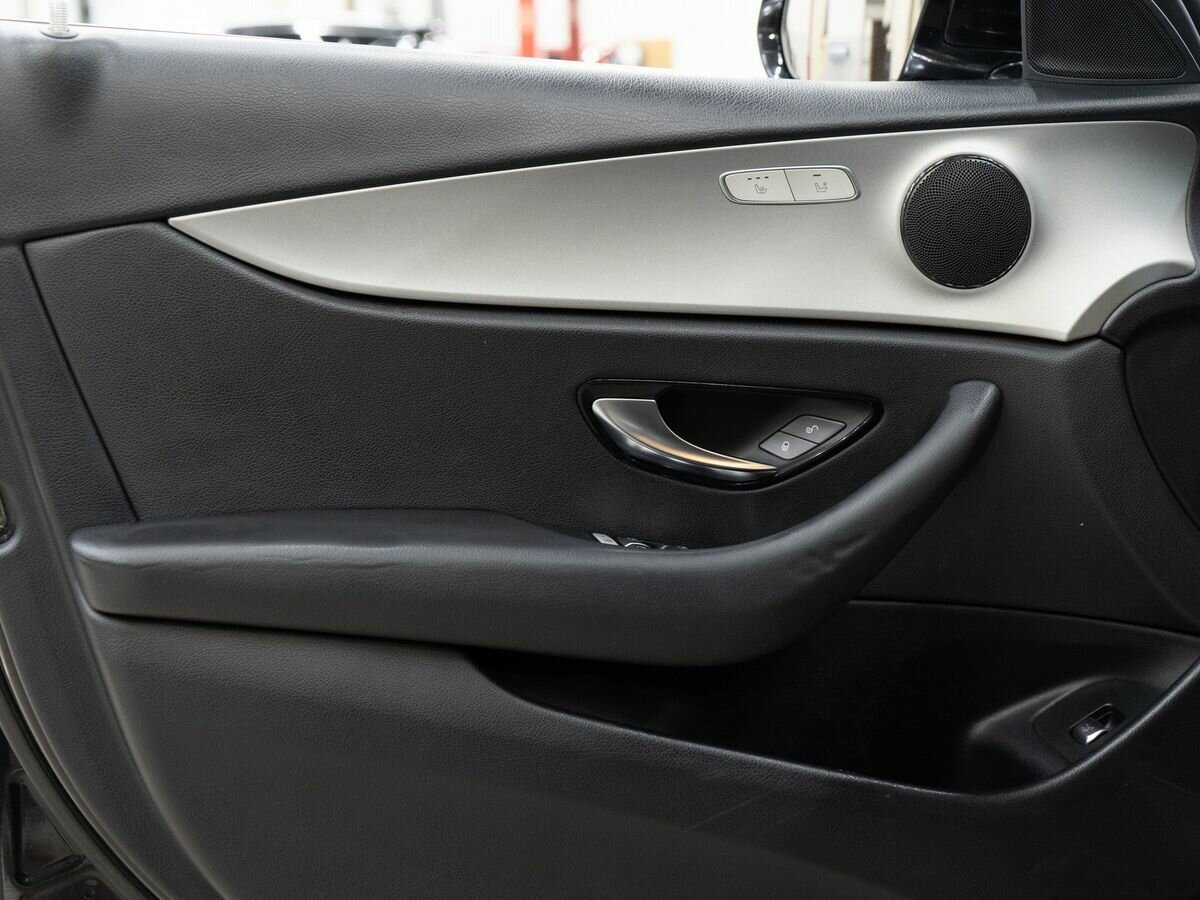 Купить Mercedes-Benz E-Класс, 2018, 177 251 км.. Фото: #10