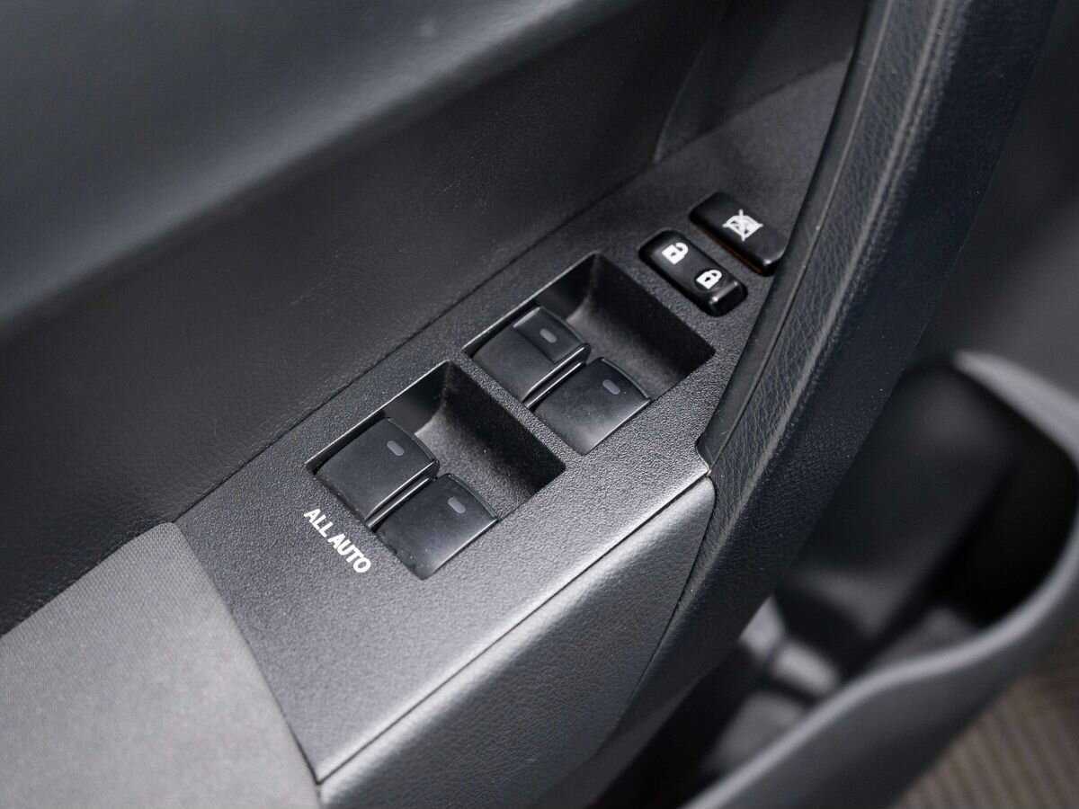 Купить Toyota Corolla, 2017, 70 077 км.. Фото: #16