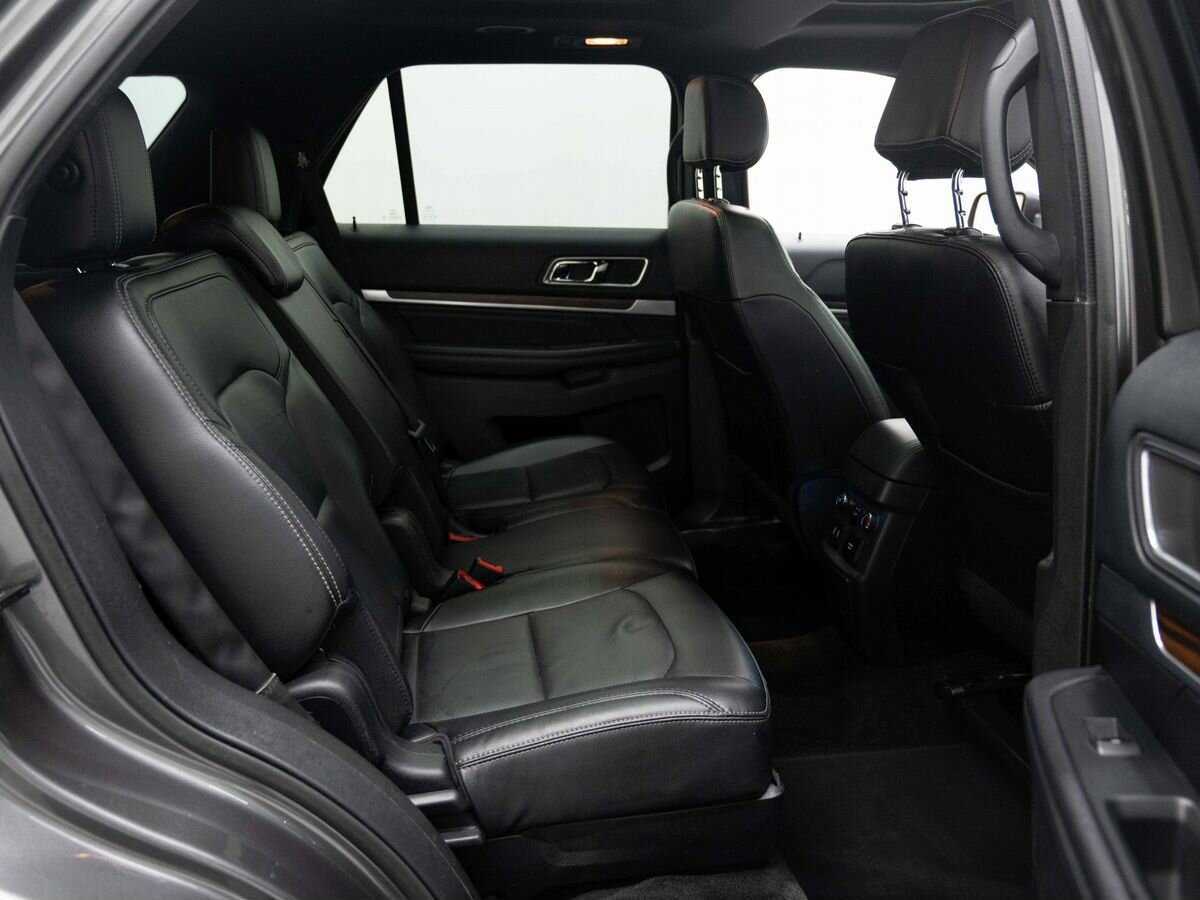 Купить Ford Explorer, 2016, 253 200 км.. Фото: #10