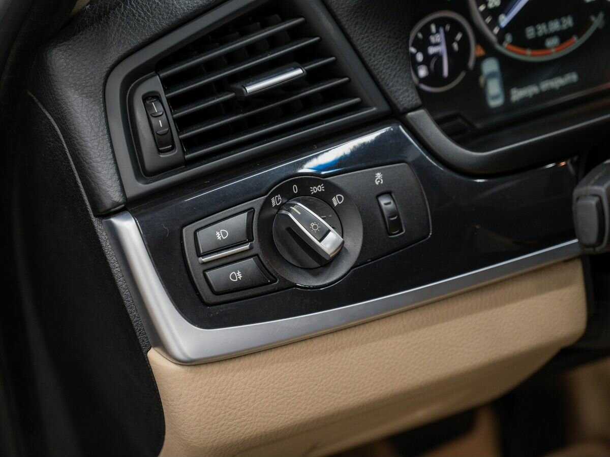 Купить BMW 5 серии, 2014, 269 000 км.. Фото: #15