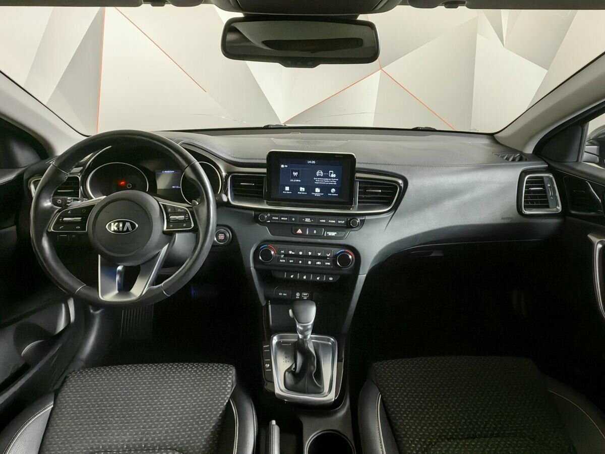 Купить Kia Ceed, 2019, 46 043 км.. Фото: #9