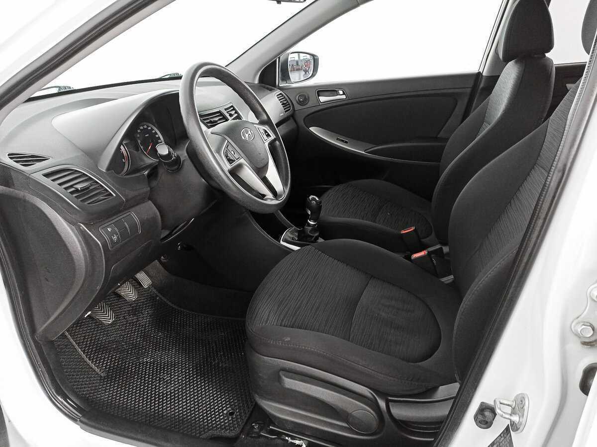 Купить Hyundai Solaris, 2015, 136 002 км.. Фото: #13