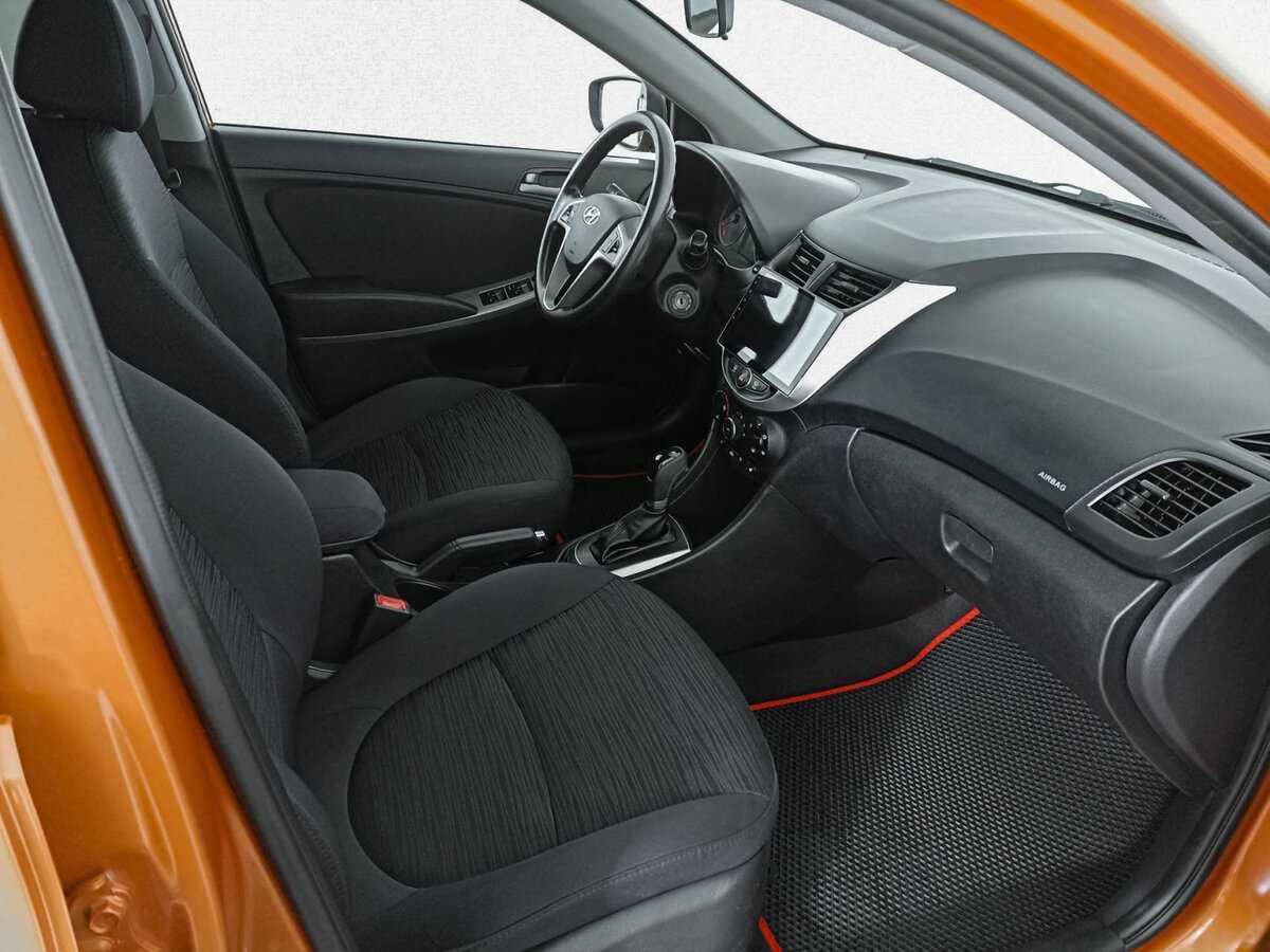 Купить Hyundai Solaris, 2014, 111 302 км.. Фото: #8