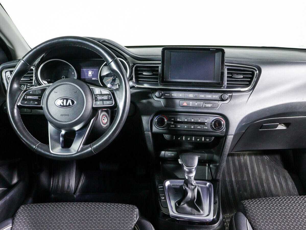 Купить Kia Ceed, 2018, 38 538 км.. Фото: #11