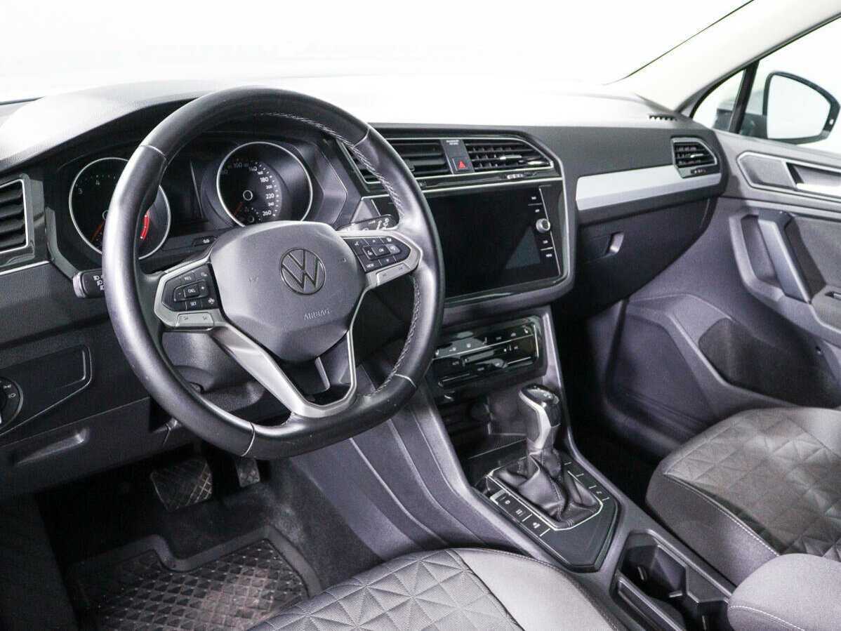 Купить Volkswagen Tiguan, 2020, 113 939 км.. Фото: #11