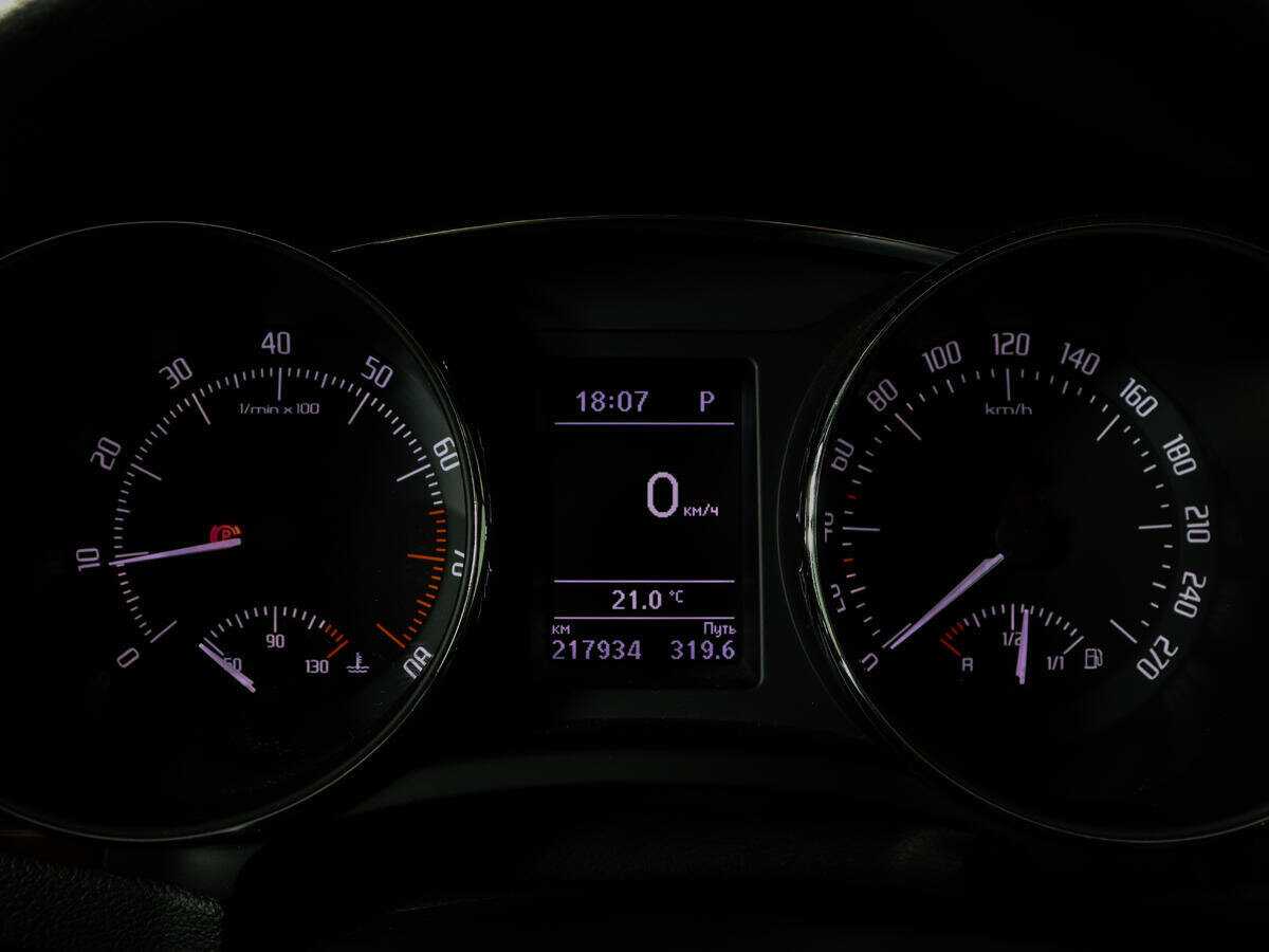 Купить Skoda Superb, 2014, 217 933 км.. Фото: #10