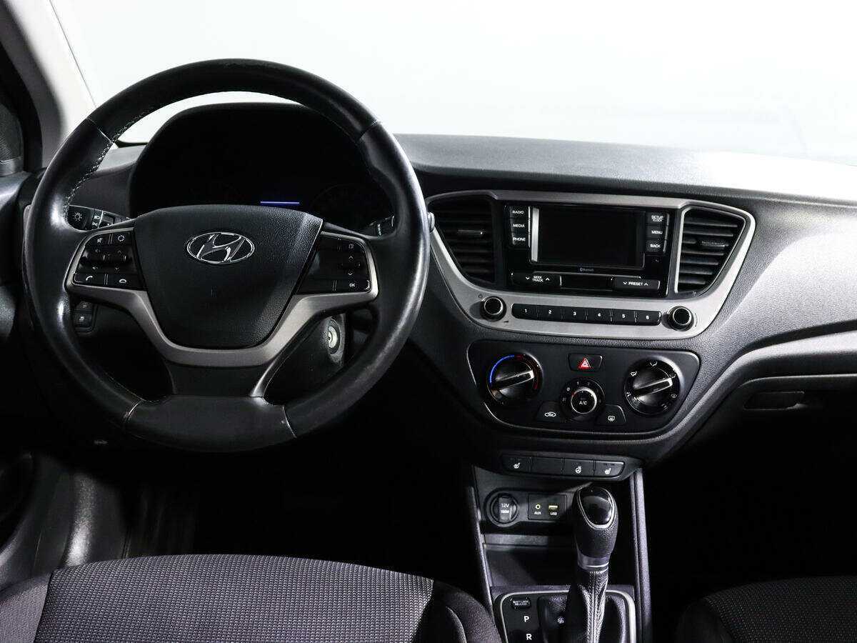 Купить Hyundai Solaris, 2018, 112 200 км.. Фото: #9