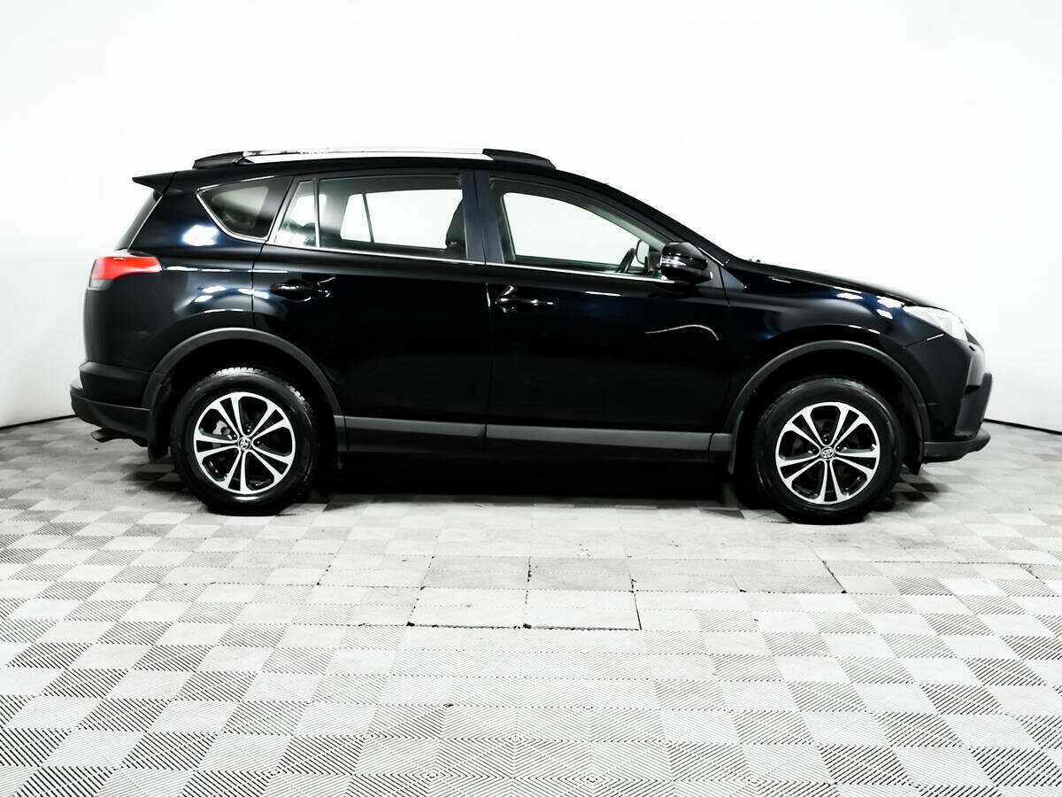 Купить Toyota RAV4, 2018, 66 636 км.. Фото: #3