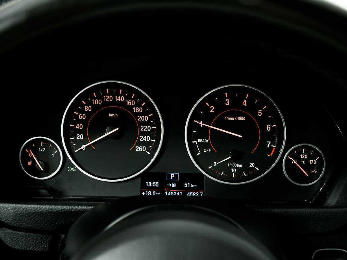 Купить BMW 3 серии, 2016, 146 240 км.. Фото: #9