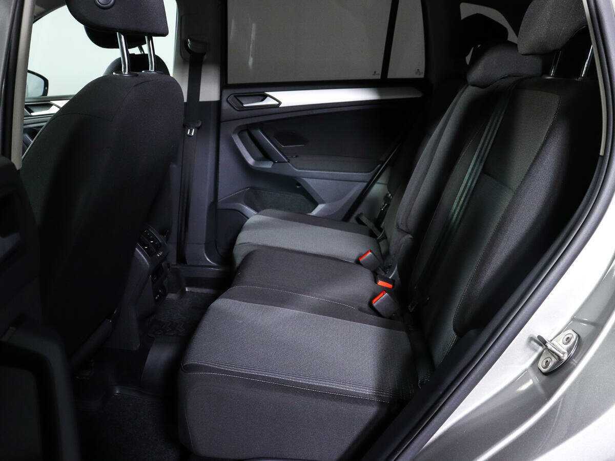 Купить Volkswagen Tiguan, 2021, 72 990 км.. Фото: #6