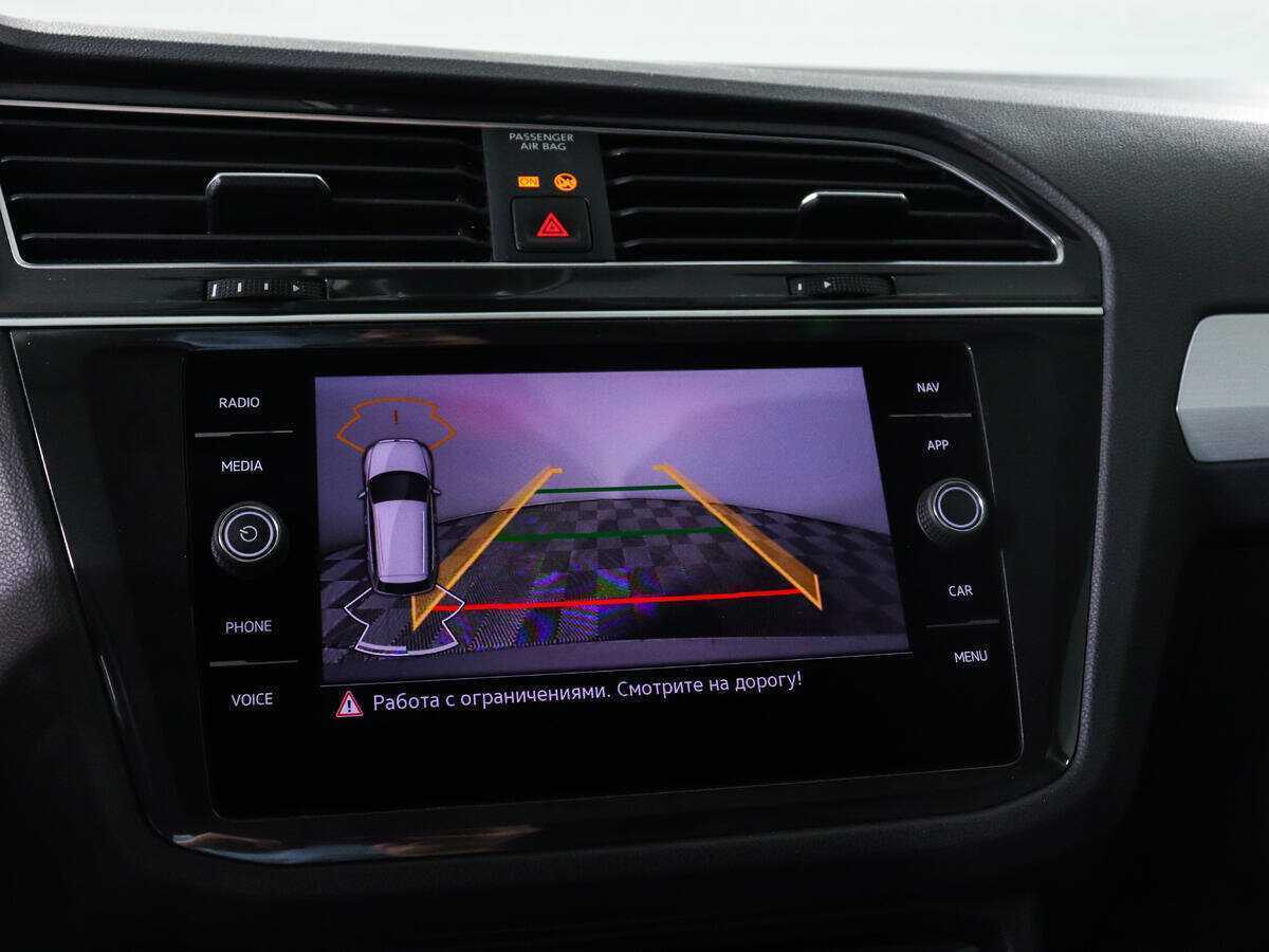 Купить Volkswagen Tiguan, 2021, 72 990 км.. Фото: #13
