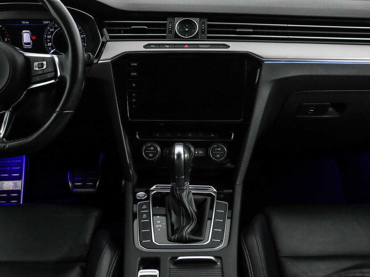 Купить Volkswagen Passat, 2019, 178 001 км.. Фото: #13