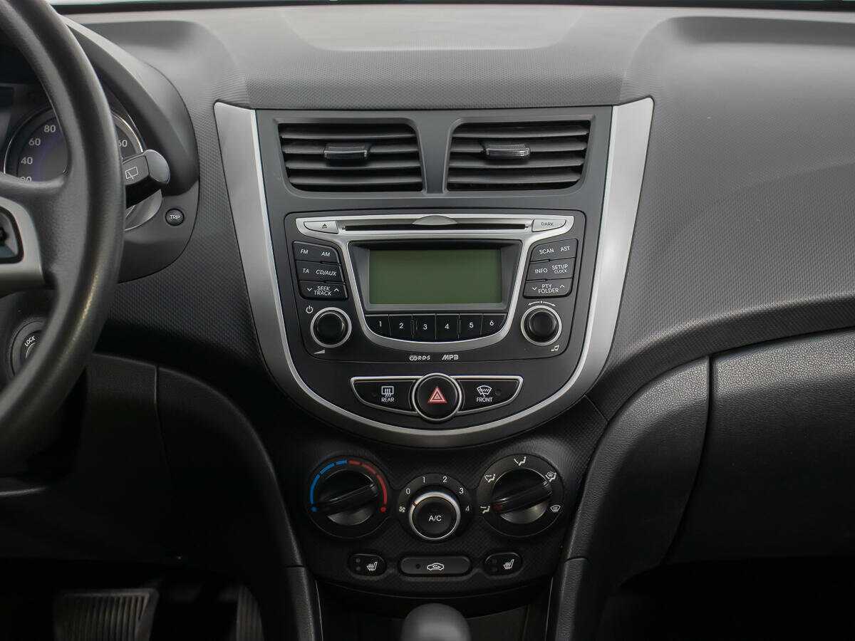 Купить Hyundai Solaris, 2012, 189 156 км.. Фото: #13