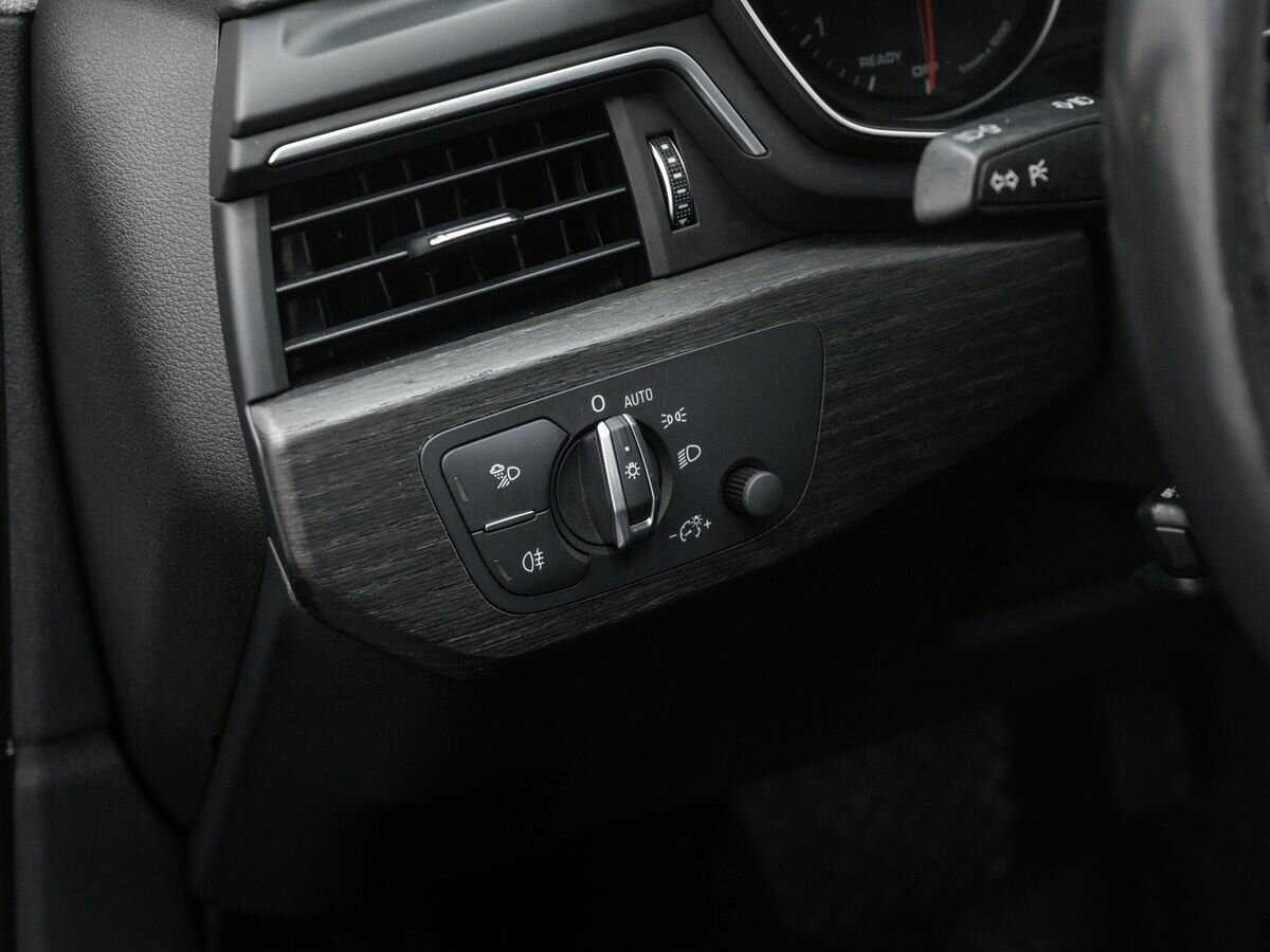 Купить Audi A4, 2018, 168 437 км.. Фото: #16