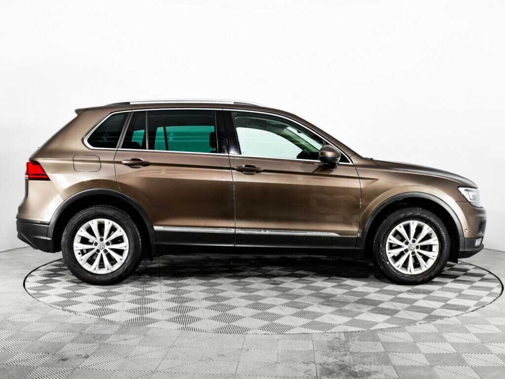 Купить Volkswagen Tiguan, 2017, 71 098 км.. Фото: #3