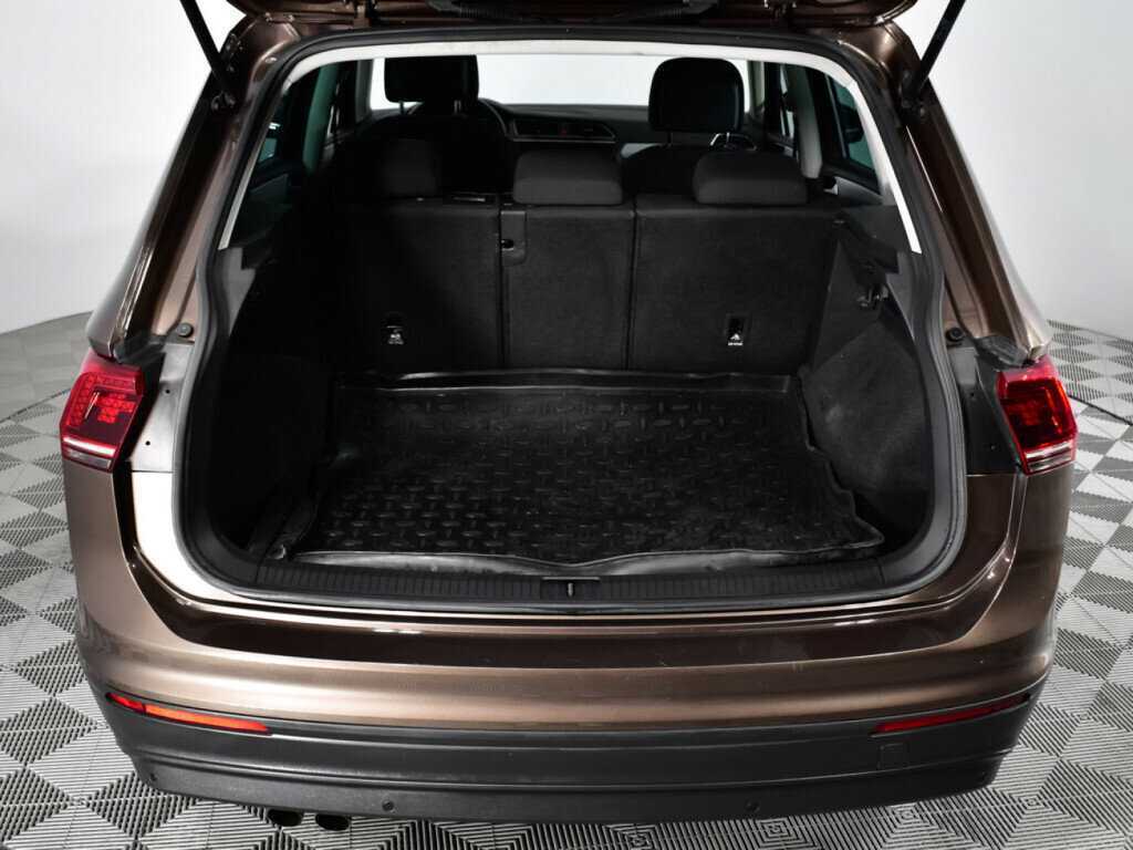 Купить Volkswagen Tiguan, 2017, 71 098 км.. Фото: #11