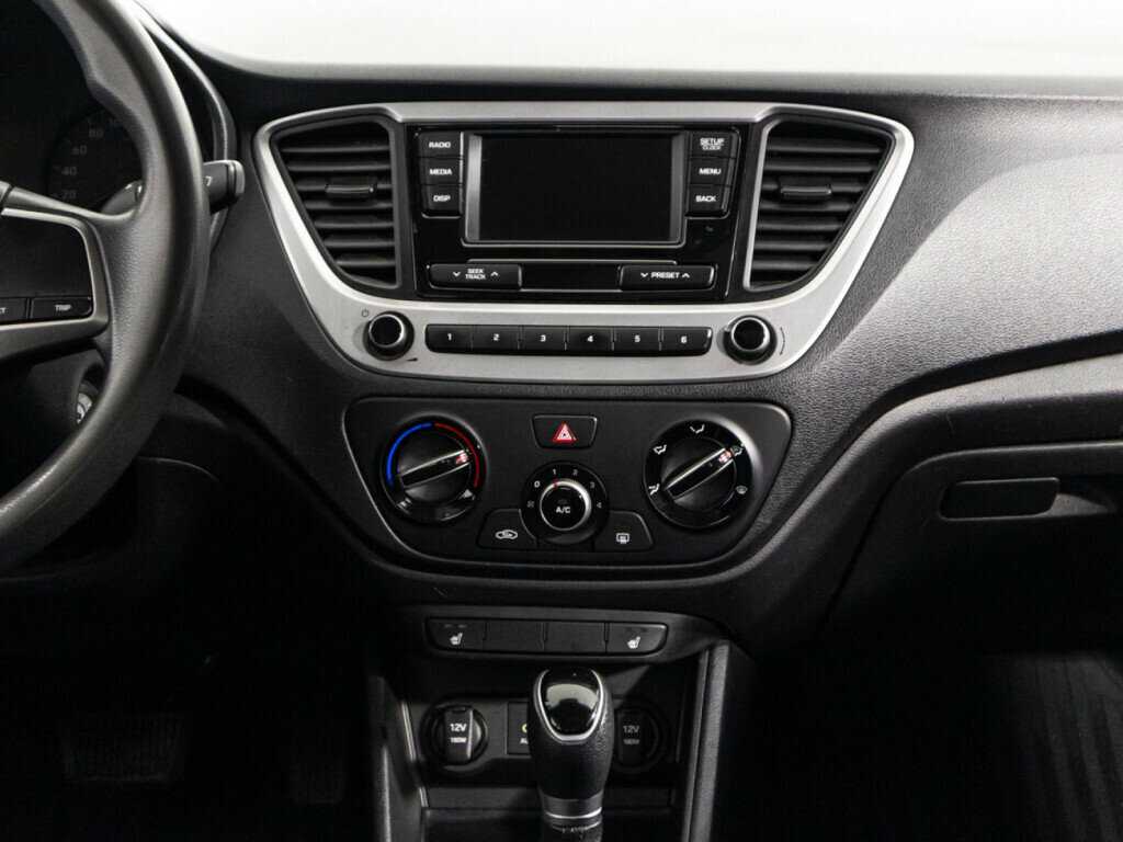 Купить Hyundai Solaris, 2018, 108 550 км.. Фото: #13