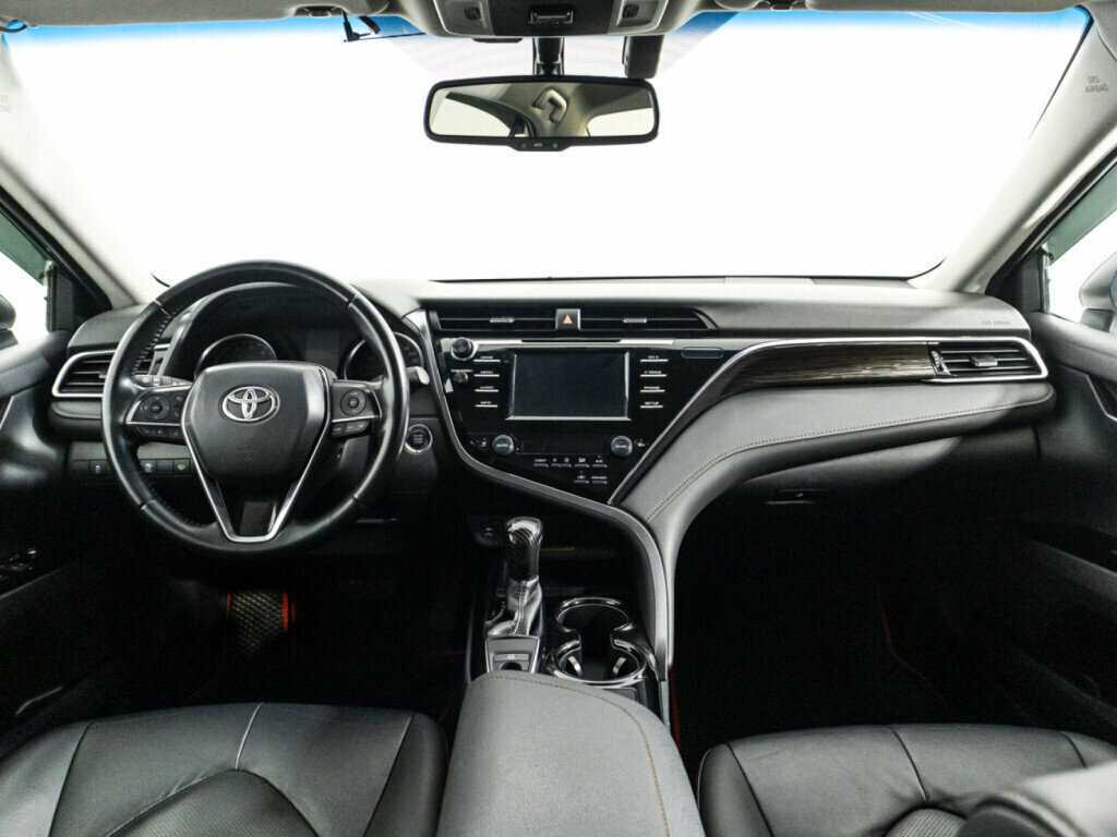 Купить Toyota Camry, 2020, 121 526 км.. Фото: #12